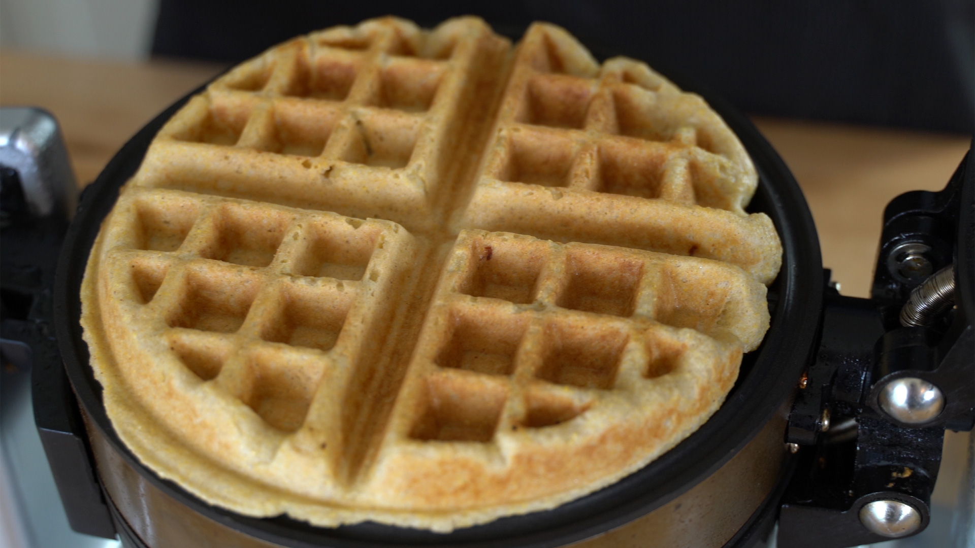 Cooking gluten free waffle